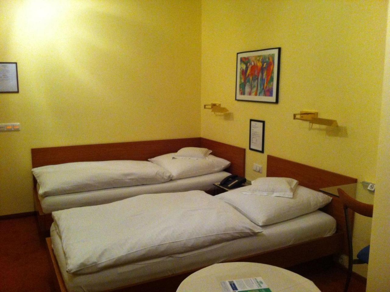 Hotel Die Post Offenbach am Main Bagian luar foto
